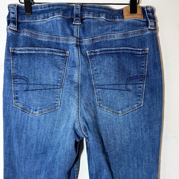 American Eagle Super High Rise Flare Jeans Women’s 12 Blue Next Level Stretch - Picture 5 of 9